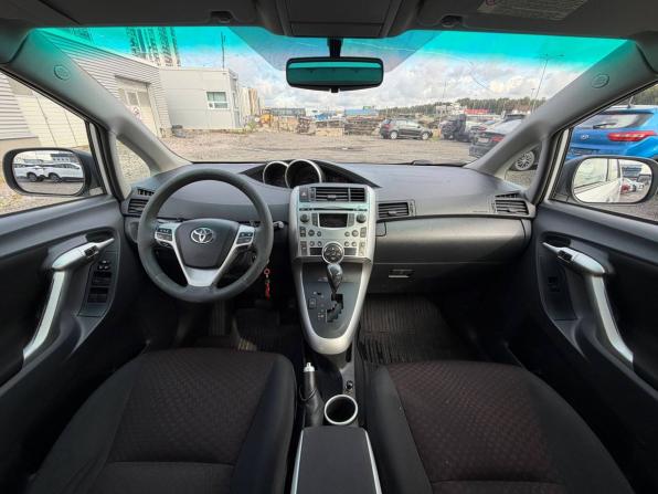 Toyota Verso I с пробегом 2010 года, цена 750 000 рублей, 263000 км, компактвэн, Автокод Объявления