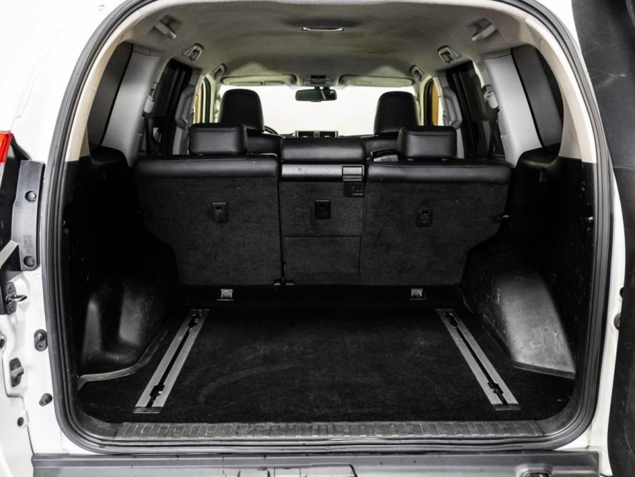 Toyota Land Cruiser Prado 150 Series Рестайлинг 1 Санкт-Петербург  - изображение 28