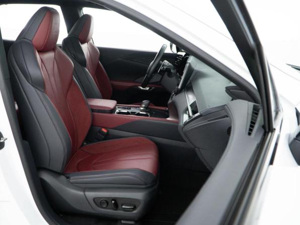 Lexus RX V с пробегом 2024 года, цена 8 990 077 рублей, 21900 км, внедорожник, Автокод Объявления