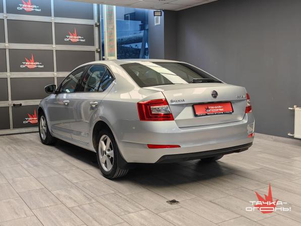 Skoda Octavia III (A7) с пробегом 2014 года, цена 999 000 рублей, 150000 км, лифтбек, Автокод Объявления