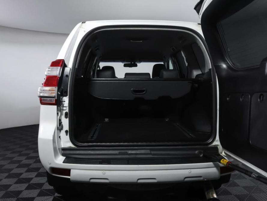 Toyota Land Cruiser Prado 150 Series Рестайлинг 1 Москва  - изображение 9