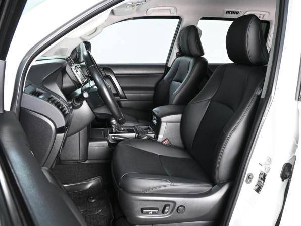 Toyota Land Cruiser Prado 150 Series Рестайлинг 2 с пробегом 2019 года, цена 4 699 000 рублей, 195906 км, внедорожник, Автокод Объявления