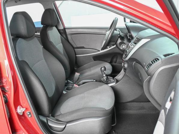 Hyundai Solaris I с пробегом 2013 года, цена 839 000 рублей, 179001 км, хэтчбек, Автокод Объявления