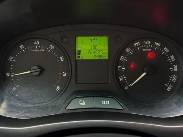 Skoda Fabia II Рестайлинг с пробегом 2010 года, цена 619 000 рублей, 224727 км, хэтчбек, Автокод Объявления