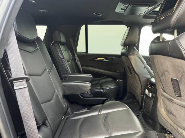 Cadillac Escalade IV с пробегом 2015 года, цена 3 629 000 рублей, 111630 км, внедорожник, Автокод Объявления