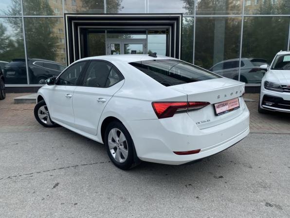 Skoda Octavia IV (A8) с пробегом 2021 года, цена 2 099 000 рублей, 75173 км, лифтбек, Автокод Объявления