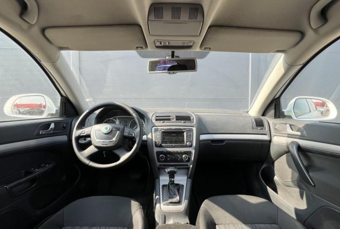 Skoda Octavia II (A5) Рестайлинг с пробегом 2012 года, цена 890 000 рублей, 188743 км, лифтбек, Автокод Объявления