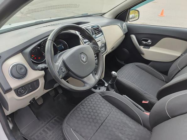 Renault Logan II с пробегом 2015 года, цена 420 000 рублей, 189526 км, седан, Автокод Объявления