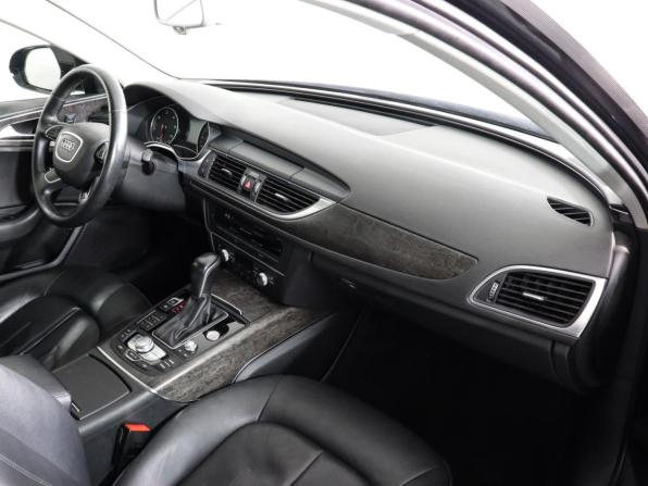 Audi A6 IV (C7) Рестайлинг с пробегом 2017 года, цена 2 000 000 рублей, 215788 км, седан, Автокод Объявления
