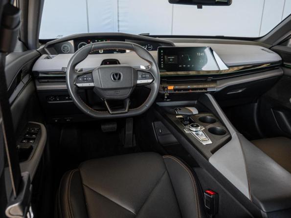 Changan UNI-V I с пробегом 2023 года, цена 2 200 000 рублей, 53849 км, лифтбек, Автокод Объявления