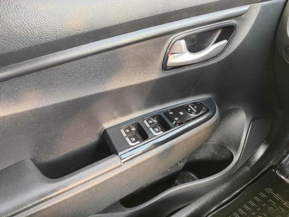 Kia Rio IV с пробегом 2017 года, цена 1 020 000 рублей, 181723 км, седан, Автокод Объявления