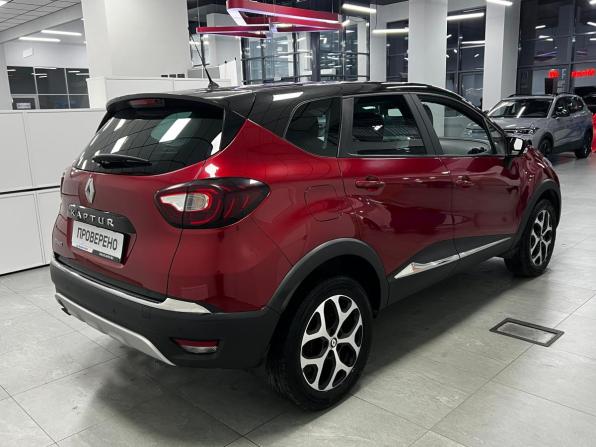 Renault Kaptur I с пробегом 2020 года, цена 1 680 000 рублей, 76910 км, внедорожник, Автокод Объявления