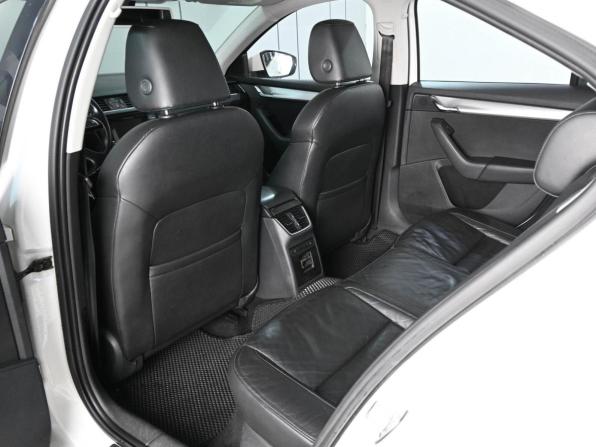 Skoda Octavia III (A7) с пробегом 2013 года, цена 1 119 000 рублей, 304481 км, лифтбек, Автокод Объявления