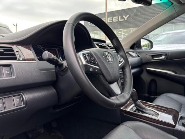 Toyota Camry VII (XV50) Рестайлинг с пробегом 2016 года, цена 2 150 000 рублей, 209724 км, седан, Автокод Объявления