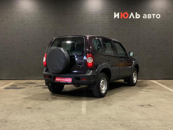 Chevrolet Niva I Рестайлинг с пробегом 2018 года, цена 770 000 рублей, 89469 км, внедорожник, Автокод Объявления