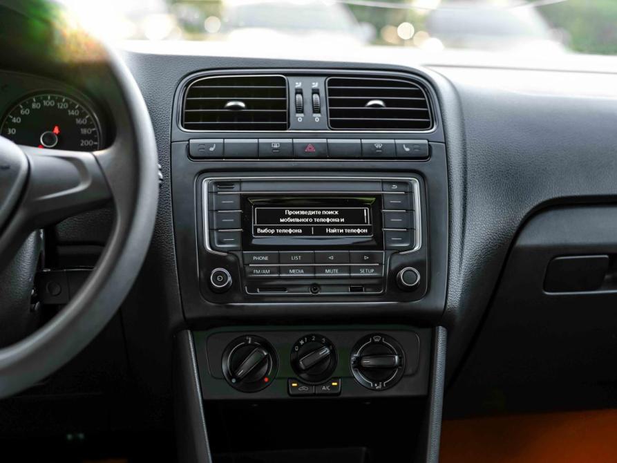 Volkswagen Polo V Рестайлинг Санкт-Петербург  - изображение 7