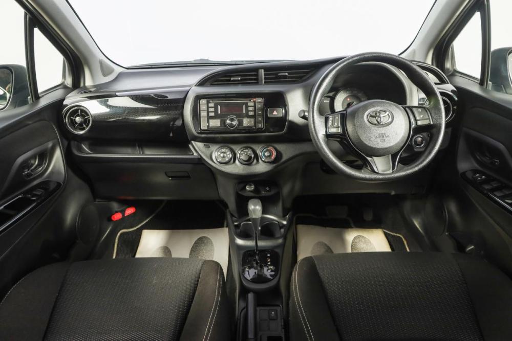 Toyota Vitz III (XP130) Рестайлинг 2 Новосибирск  - изображение 9
