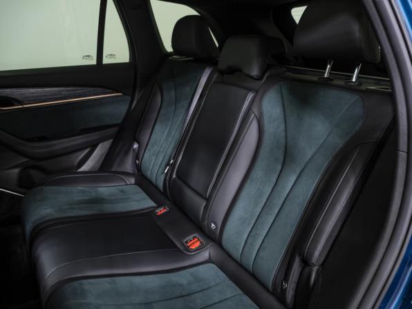 Geely Monjaro I с пробегом 2023 года, цена 3 279 000 рублей, 57157 км, внедорожник, Автокод Объявления