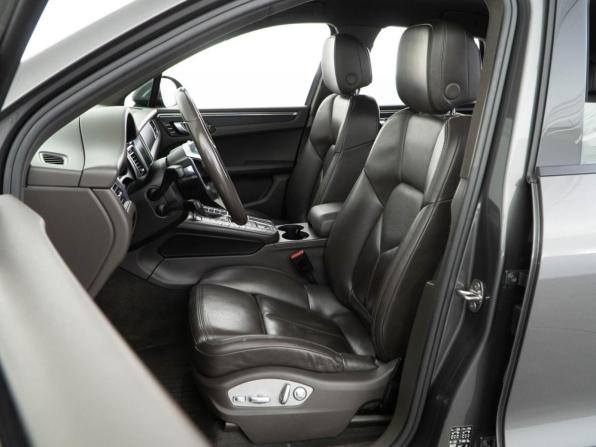 Porsche Macan I с пробегом 2018 года, цена 3 150 999 рублей, 217907 км, внедорожник, Автокод Объявления