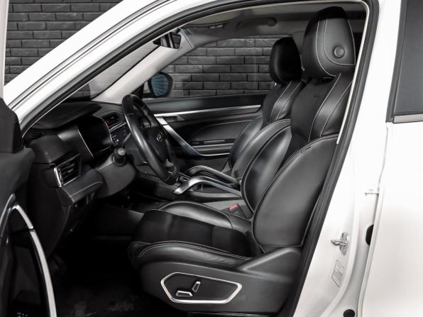 Geely Atlas Pro с пробегом 2022 года, цена 1 930 000 рублей, 68664 км, внедорожник, Автокод Объявления