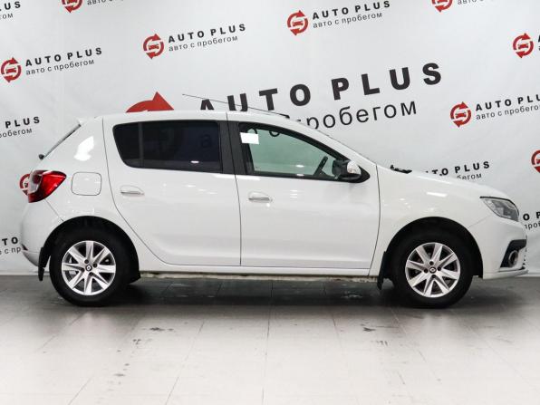 Renault Sandero II Рестайлинг с пробегом 2019 года, цена 999 000 рублей, 152772 км, хэтчбек, Автокод Объявления