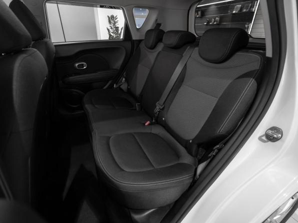 Kia Soul II Рестайлинг с пробегом 2017 года, цена 1 430 000 рублей, 89639 км, хэтчбек, Автокод Объявления