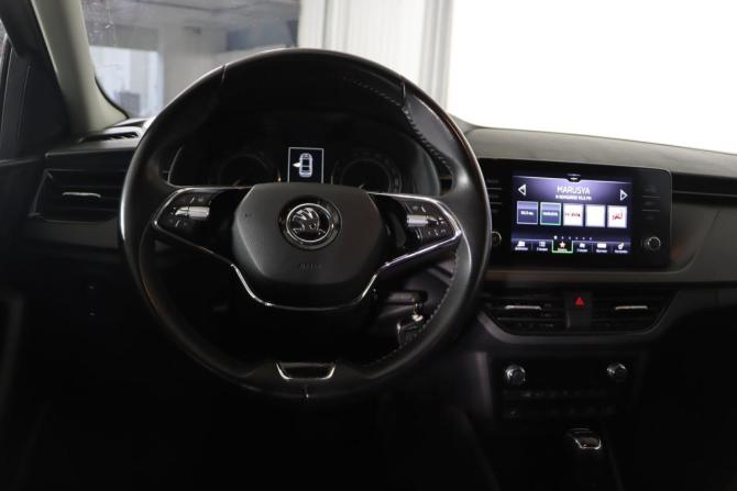 Skoda Rapid II с пробегом 2021 года, цена 1 799 990 рублей, 65198 км, лифтбек, Автокод Объявления
