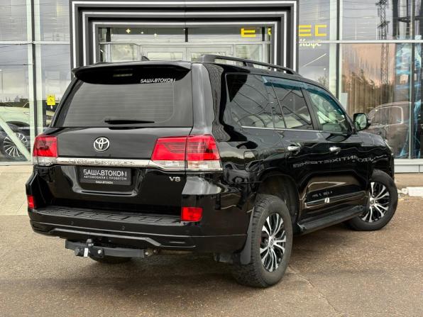 Toyota Land Cruiser 200 Series Рестайлинг 2 с пробегом 2016 года, цена 5 260 000 рублей, 243927 км, внедорожник, Автокод Объявления