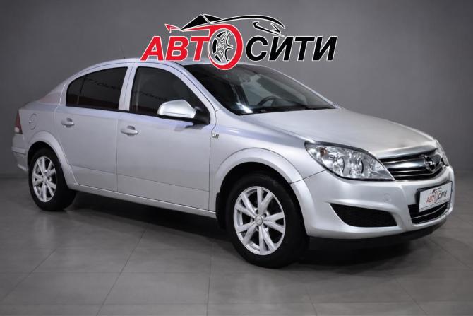 Opel Astra H Рестайлинг с пробегом 2013 года, цена 549 000 рублей, 288000 км, седан, Автокод Объявления