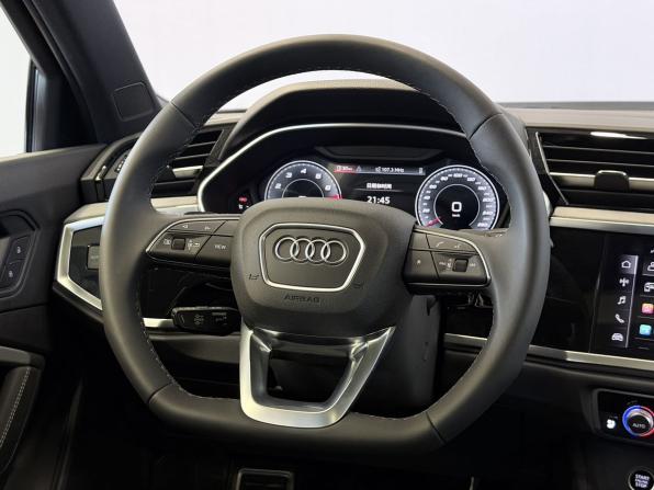 Audi Q3 II (F3) с пробегом 2025 года, цена 4 990 000 рублей, 35 км, внедорожник, Автокод Объявления