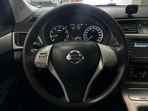 Nissan Tiida II с пробегом 2015 года, цена 1 070 000 рублей, 141739 км, хэтчбек, Автокод Объявления