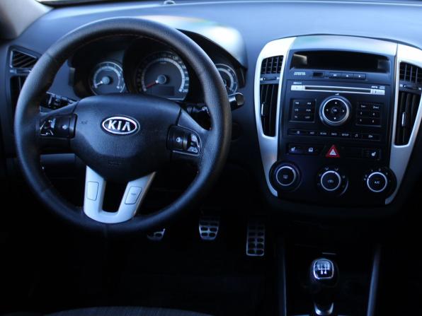 Kia Ceed I Рестайлинг с пробегом 2010 года, цена 649 000 рублей, 192652 км, универсал, Автокод Объявления