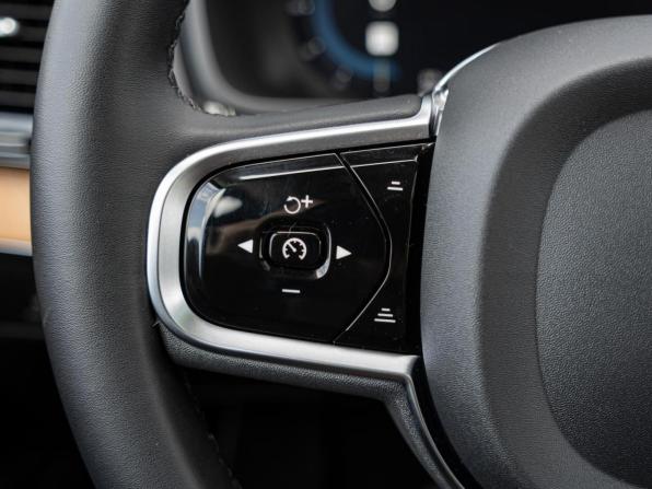 Volvo XC90 II Рестайлинг 1 с пробегом 2023 года, цена 7 979 000 рублей, 12929 км, внедорожник, Автокод Объявления