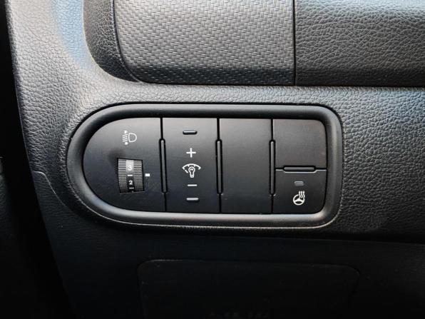 Kia Cerato III Рестайлинг (Classic) с пробегом 2019 года, цена 1 793 000 рублей, 82757 км, седан, Автокод Объявления