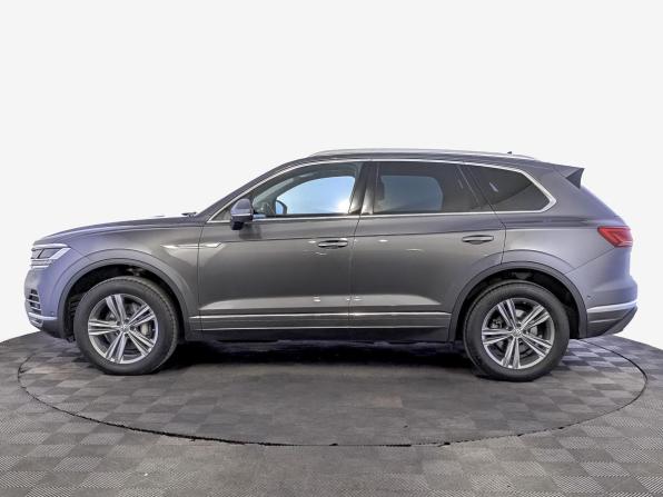 Volkswagen Touareg III с пробегом 2020 года, цена 6 399 000 рублей, 49910 км, внедорожник, Автокод Объявления