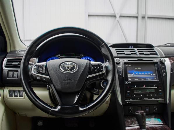 Toyota Camry VII (XV50) Рестайлинг с пробегом 2017 года, цена 2 080 000 рублей, 162450 км, седан, Автокод Объявления