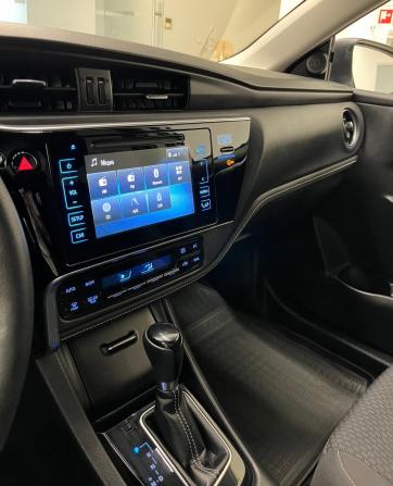 Toyota Corolla XI (E160 E170 E180) Рестайлинг 1 с пробегом 2018 года, цена 1 890 000 рублей, 126720 км, седан, Автокод Объявления