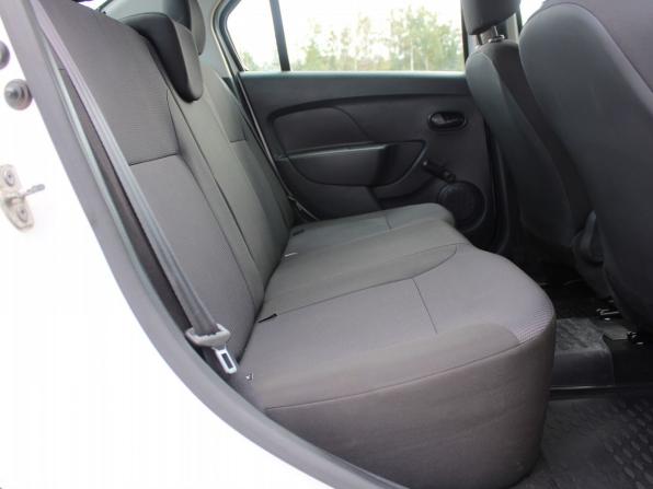 Renault Logan II с пробегом 2018 года, цена 749 000 рублей, 93521 км, седан, Автокод Объявления