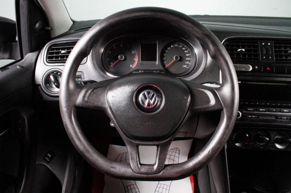 Volkswagen Polo V Сургут  - изображение 11