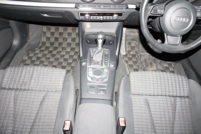 Audi A3 III (8V) с пробегом 2013 года, цена 1 600 000 рублей, 64600 км, хэтчбек, Автокод Объявления