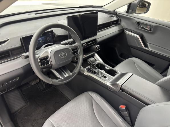Toyota RAV4 VI (XA60) с пробегом 2026 года, цена 4 500 000 рублей, 13 км, внедорожник, Автокод Объявления