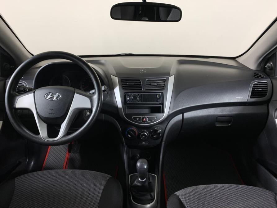 Hyundai Solaris I Москва  - изображение 12