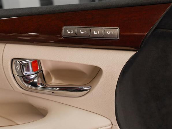 Lexus LX III Рестайлинг с пробегом 2013 года, цена 4 950 000 рублей, 142855 км, внедорожник, Автокод Объявления