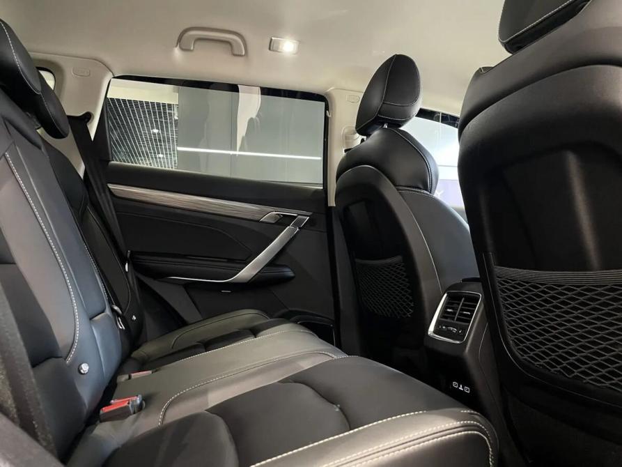 Geely Atlas Pro Москва  - изображение 12