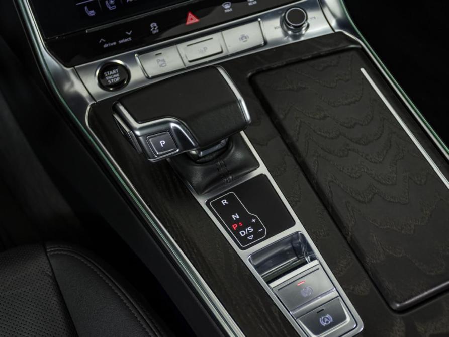 Audi A6 V (C8) Москва  - изображение 19