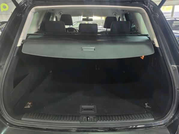 Volkswagen Touareg II Рестайлинг с пробегом 2015 года, цена 2 139 000 рублей, 151000 км, внедорожник, Автокод Объявления