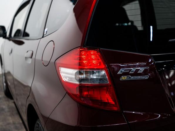 Honda Fit II с пробегом 2011 года, цена 980 000 рублей, 73725 км, хэтчбек, Автокод Объявления