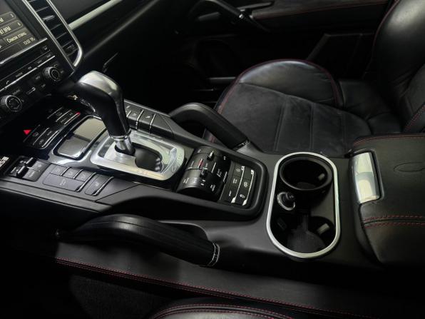 Porsche Cayenne II Рестайлинг (958) с пробегом 2016 года, цена 3 600 000 рублей, 60910 км, внедорожник, Автокод Объявления