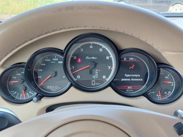 Porsche Cayenne II (958) с пробегом 2011 года, цена 1 720 000 рублей, 300411 км, внедорожник, Автокод Объявления
