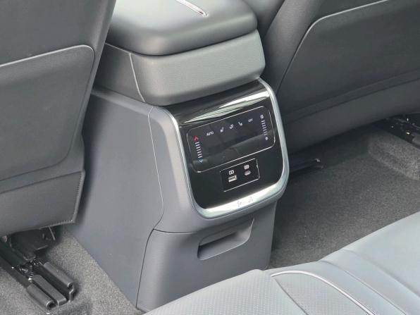 Hongqi HS7 II с пробегом 2025 года, цена 4 700 000 рублей, 517 км, внедорожник, Автокод Объявления